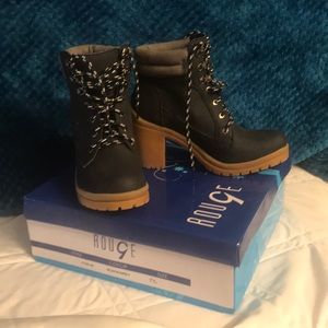 Black/Grey 7.5 Rouge 9 Boots